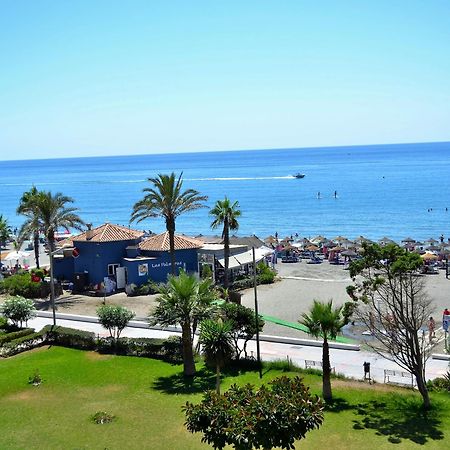 Spacious 1 Bedroom Apartment, Beach Front, Torrox Costa ภายนอก รูปภาพ