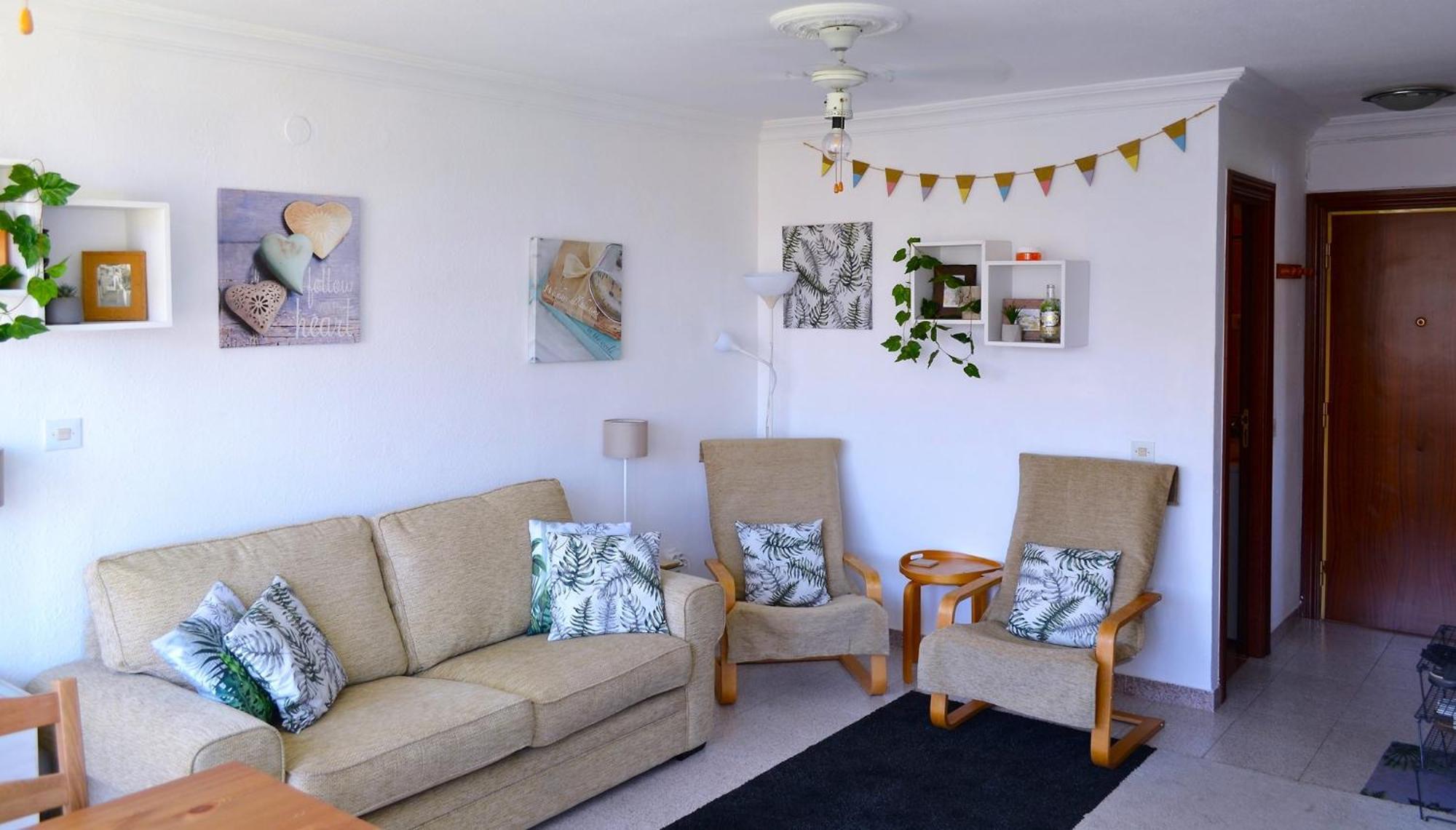 Spacious 1 Bedroom Apartment, Beach Front, Torrox Costa ภายนอก รูปภาพ